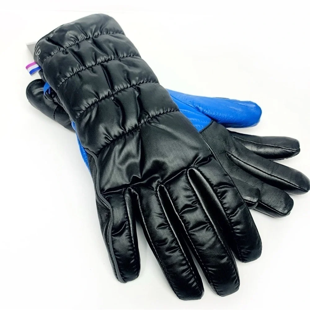 UR Powered Waterproof Touch Compatible Gloves Size Small NWT